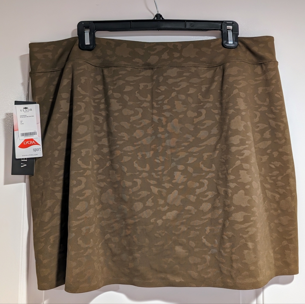NWT Venor Camo Athleisure Skort XL